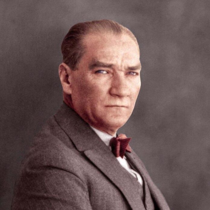 Yapay Zeka ile Atatürk Fotoğrafı Yenilendi