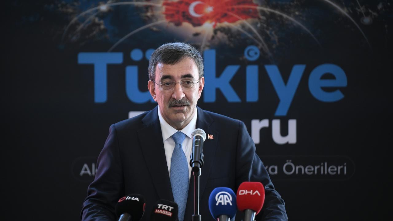 Yılmaz: Tüm darbecilerin esas hedefi millettir, milletin iradesini kırmaktır