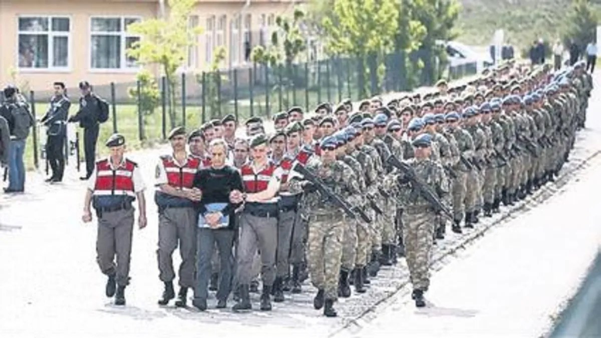 Genelkurmay çatı davasında karar: FETÖ'cü hainlere ceza yağdı