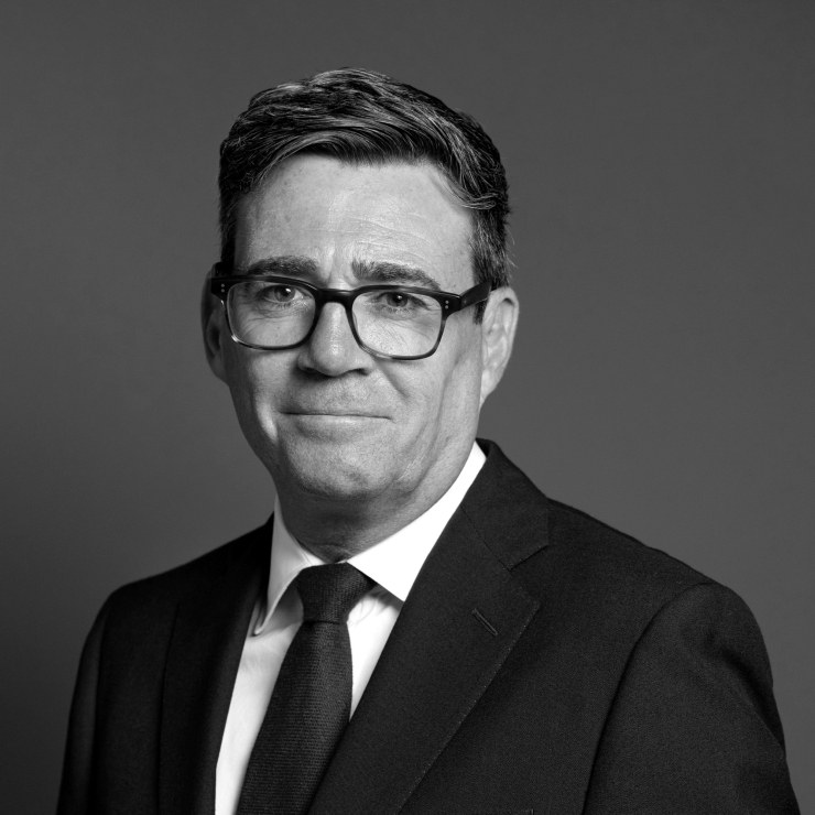 Britanya başbakanlığı için gün sayan 'Kuzeyin Kralı' Andy Burnham kimdir?