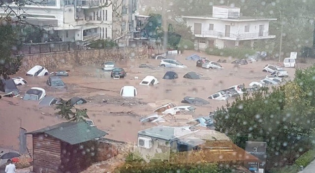 Son Dakika!... Yunanistan yangın felaketinin ardından şimdi de sel ile boğuşuyor