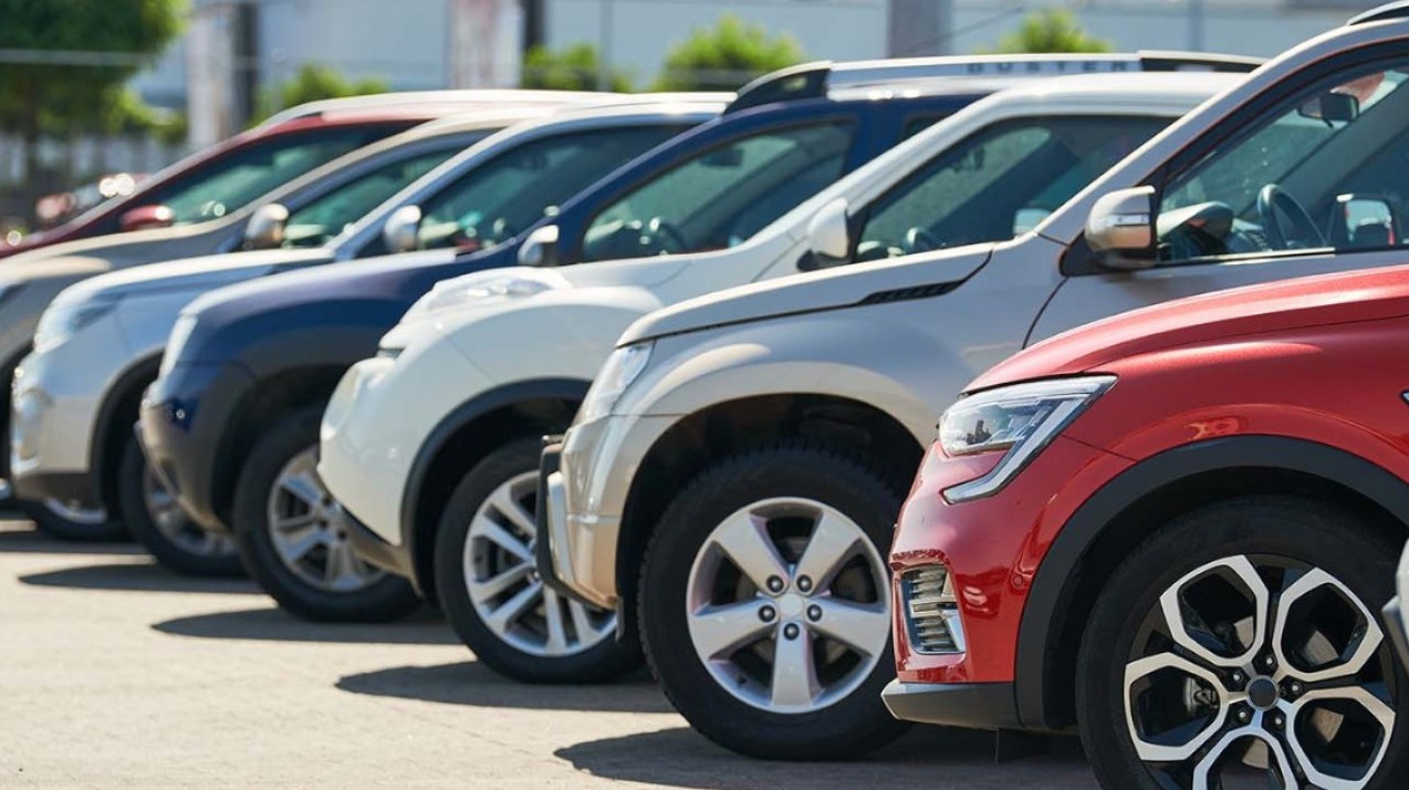 Otomotiv devi son kalesi olan modelin fişini çekti: Elektrikli araçları banttan indiriyor