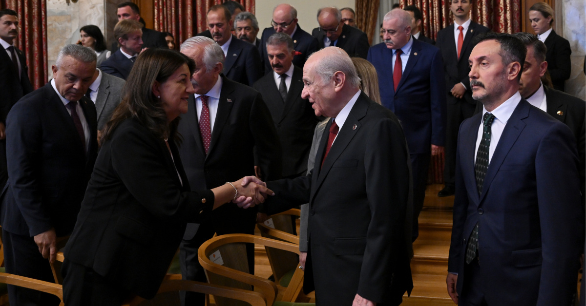Son dakika: TBMM'de Devlet Bahçeli ve Efkan Ala ile görüşen Pervin Buldan: 