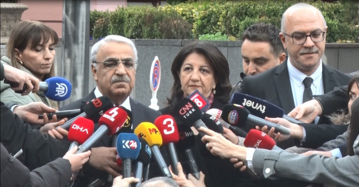 Son dakika: AK Parti ve DEM Parti heyetleri Meclis'te çerçeve yasayı görüştü | Son dakika haberleri