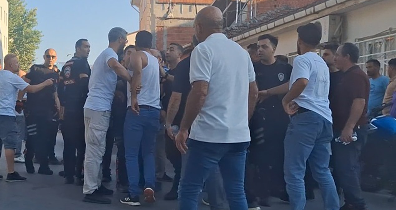 Mahalleli birbirine girdi: Yaralılar var - Sözcü Gazetesi