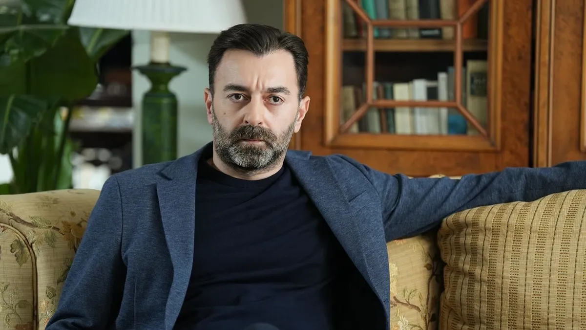 Oyuncu Cem Uslu evlendi! 