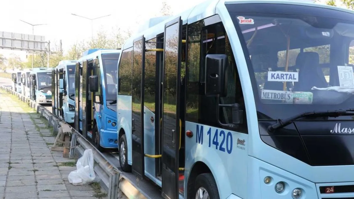 YENİ MİNİBÜS ÜCRETLERİ 2026: Zamlı minibüs kısa mesafe (indi-bindi) ve öğrenci ne kadar oldu?