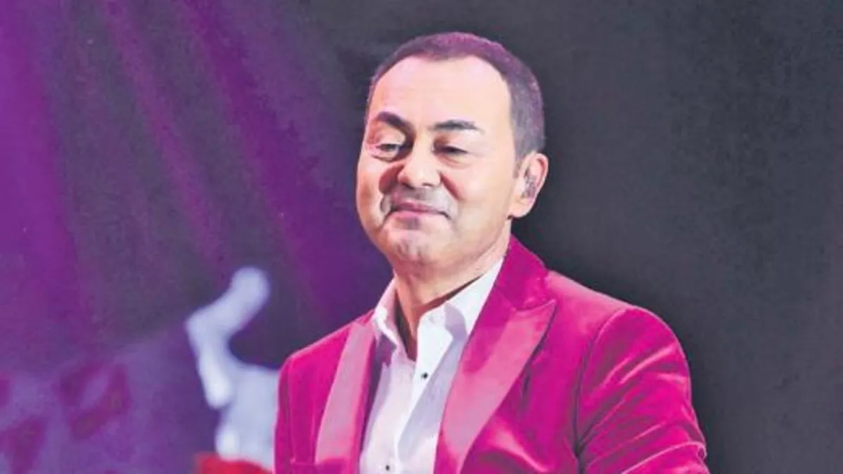 Serdar Ortaç'tan Tanju Okan'a saygı duruşu