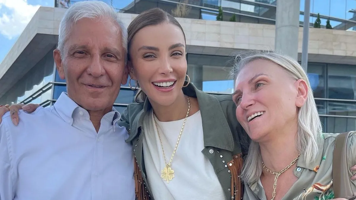 Babasını trafik kazasında kaybeden Özge Ulusoy: 'Büyük savaş verdim'
