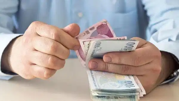 SGK sistemindeki kritik tarih sınırı ortaya çıktı: O emeklilerin maaşı kesilecek