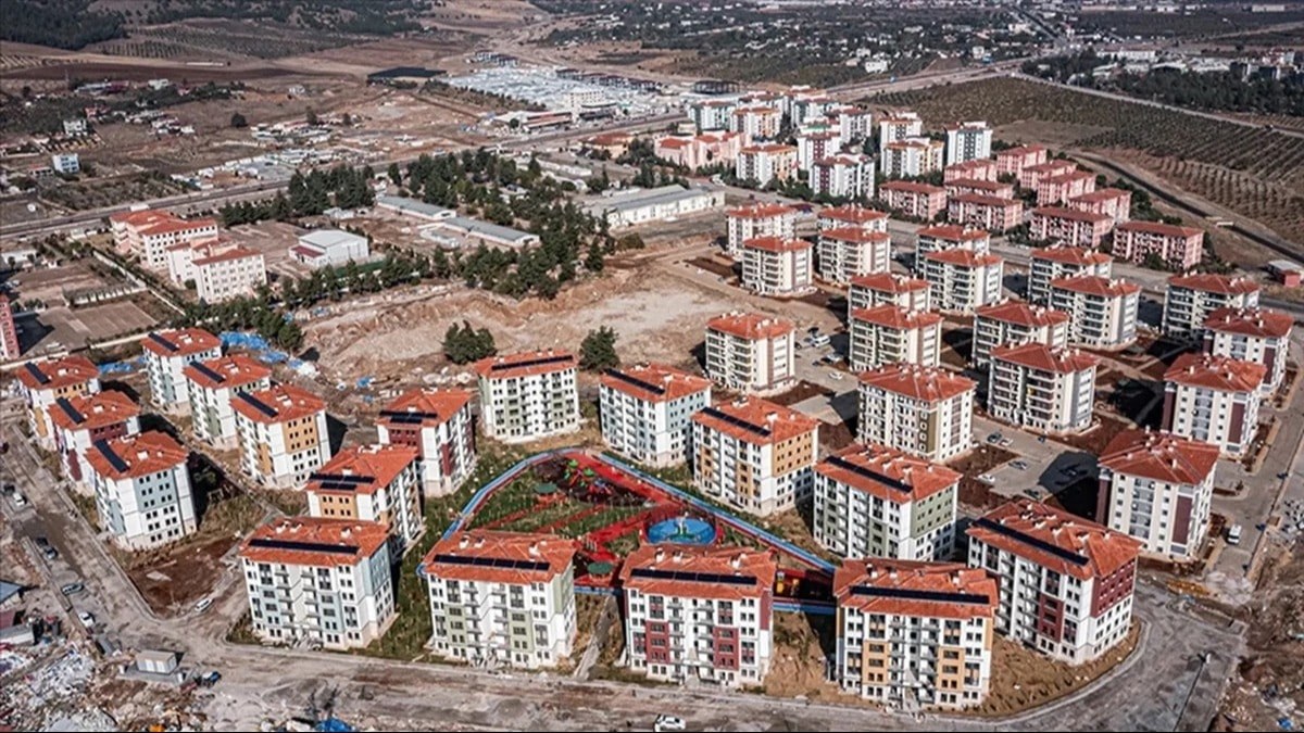 Deprem bölgesi hala toparlanamadı
