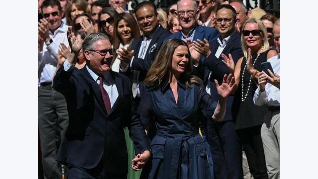 İngiltere'de Siyasi Değişim: Andy Burnham Ülkenin Yeni Başbakanı Oldu