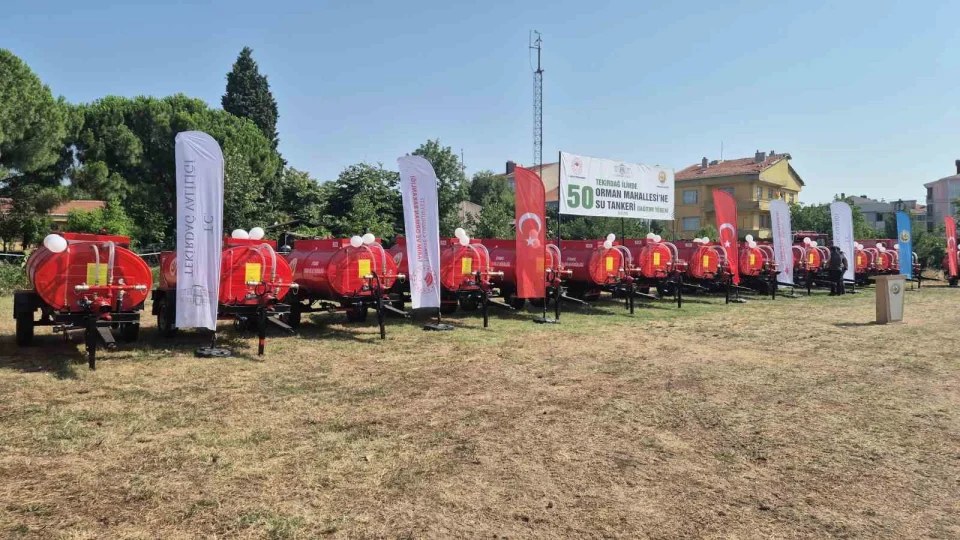 Tekirdağ'da Orman Yangınlarına Karşı Su Tankeri Desteği