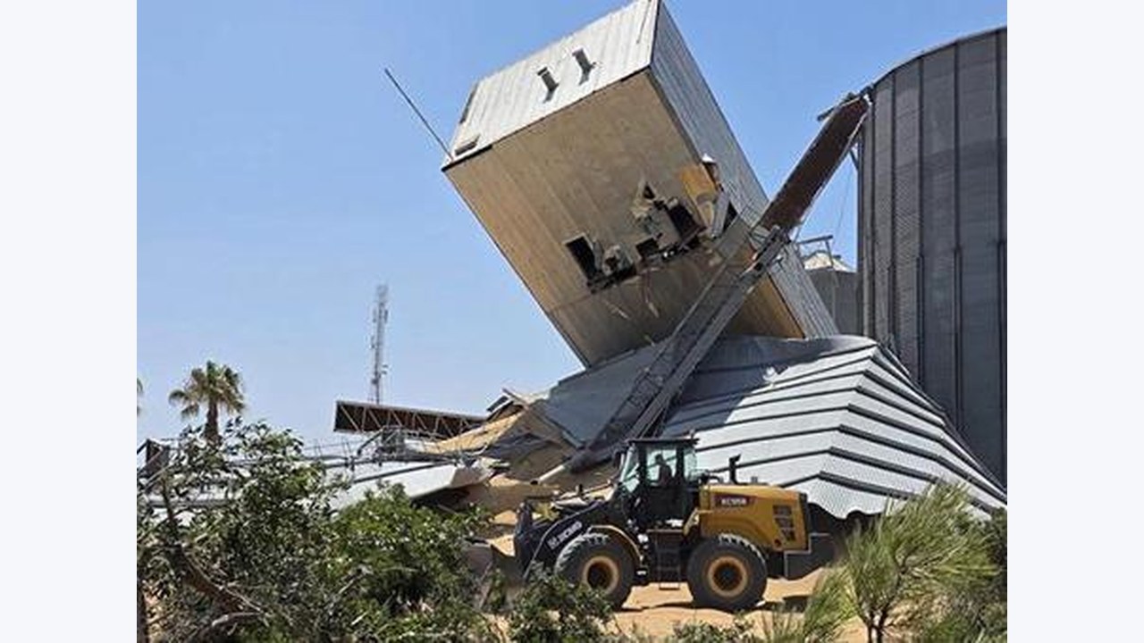 Kuzey Kıbrıs Türk Cumhuriyeti'nde Buğday Silosu Çökmesi Sonucu Bir Çalışan Hayatını Kaybetti