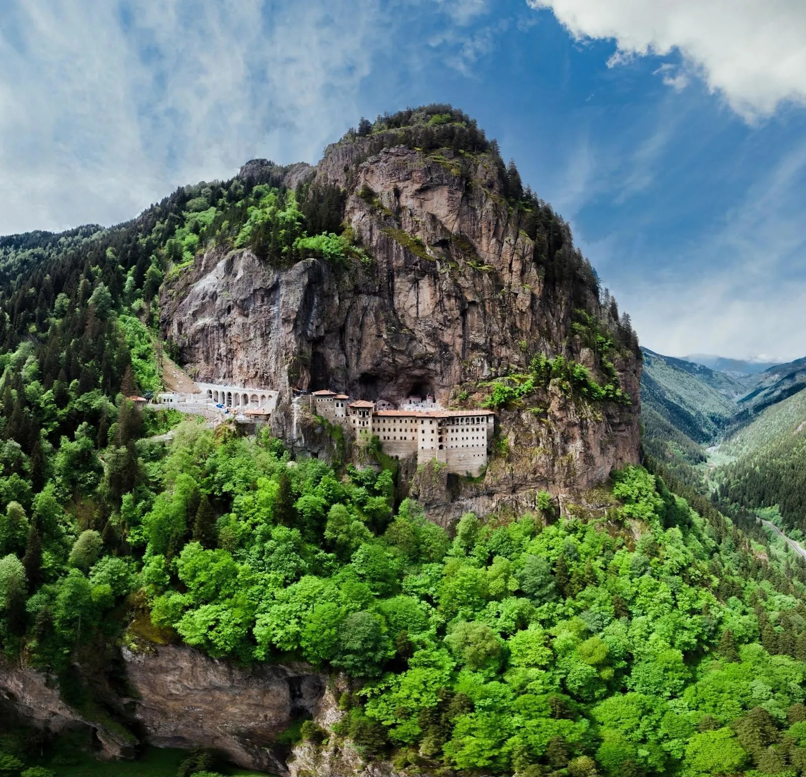 Yılın ilk yarısında turizm geliri açıklandı