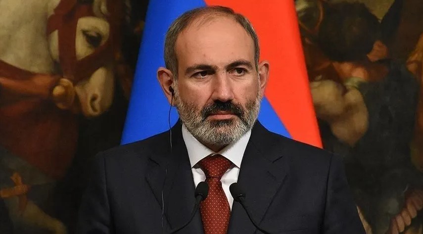 Ermenistan'da Hükümet İstifa Etti