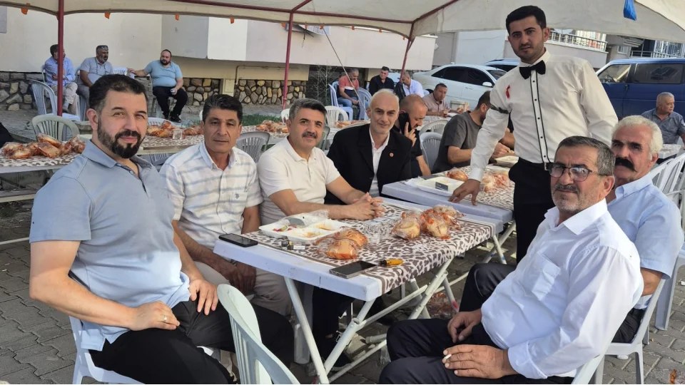 Siyasi Partiden Krehir'de Youn Program: Dn ve Divan Toplants Bir Arada