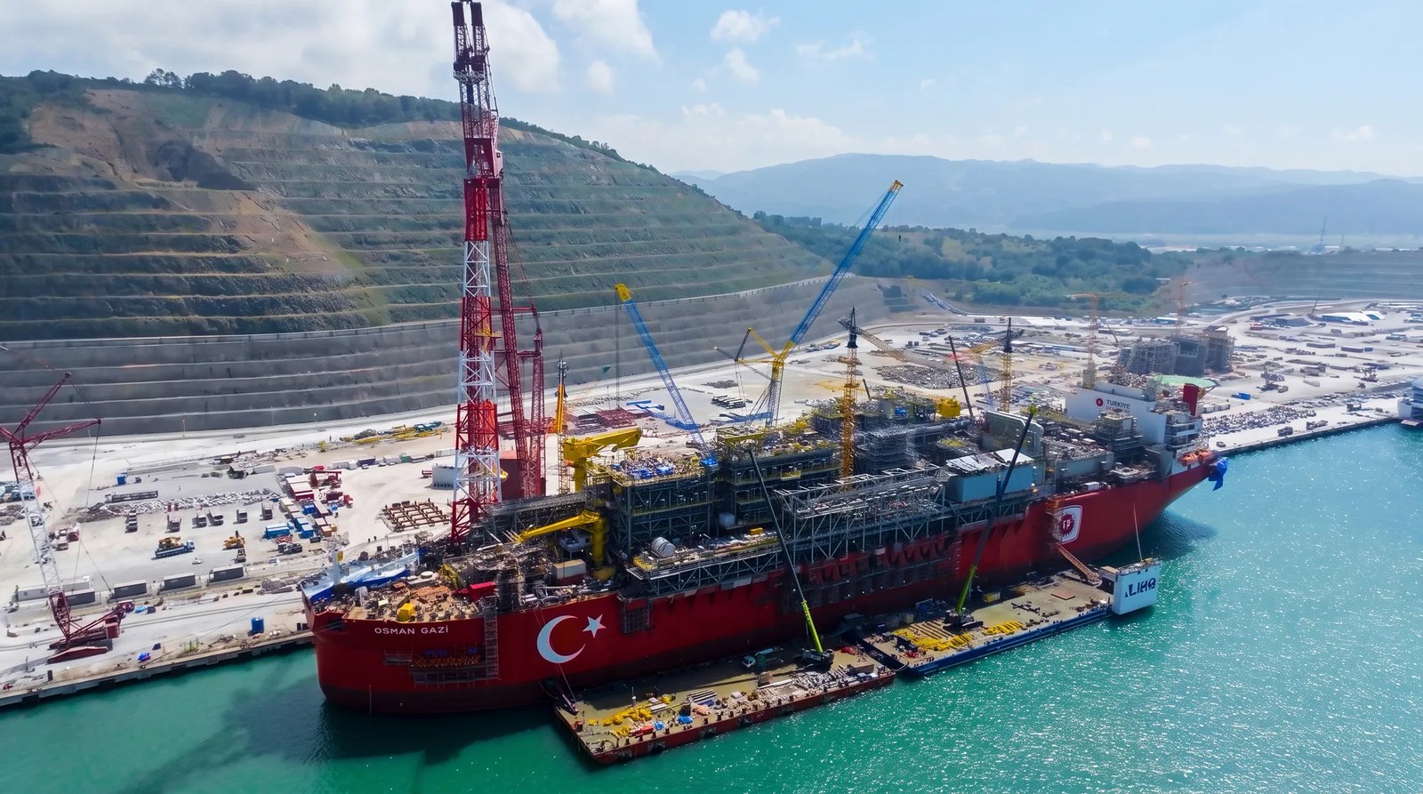 Osman Gazi Yüzer Üretim Platformu'nda Kritik Aşama Geride Kaldı