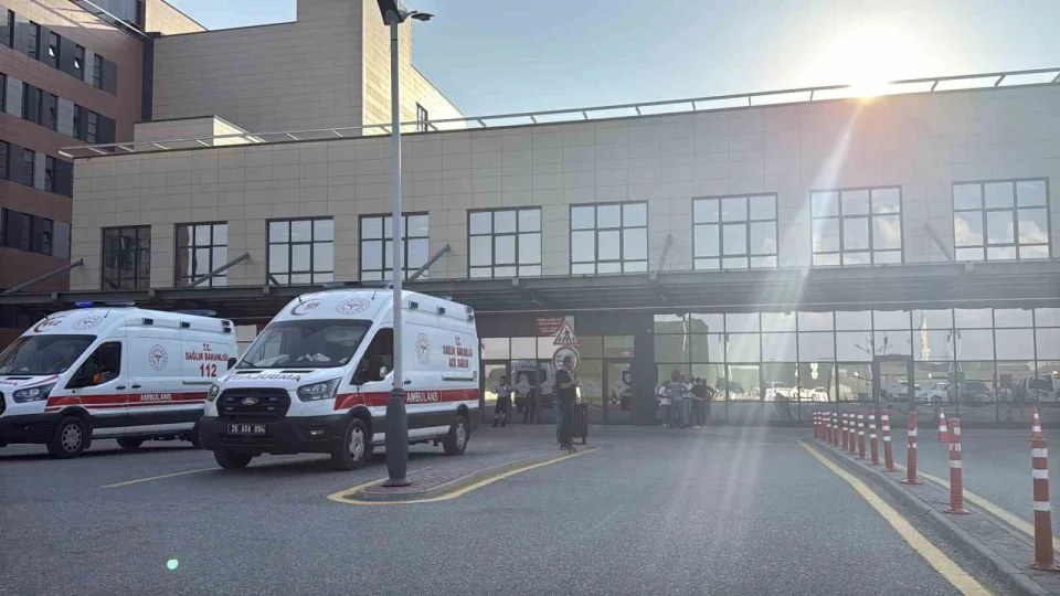 Eskişehir'de Fenalaşan Küçük Çocuk Hastanede Tedavi Altına Alındı