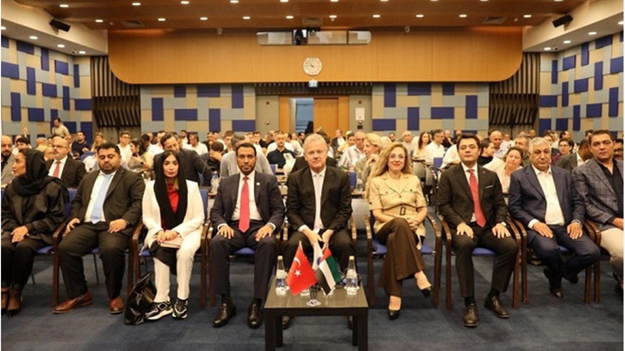 İzmir ile BAE Arasında Ekonomik İş Birliği Gündemi