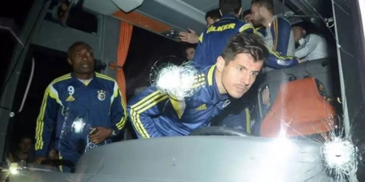 Fenerbahçe otobüsüne silahlı saldırı soruşturmasında 11 yıl sonra yeni gelişme: 5 şüpheli gözaltında