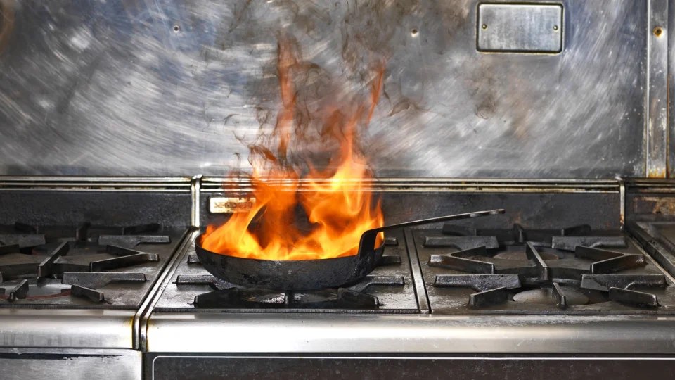 Ekonomik Krizin Sosyal Etkileri: Mutfaktaki Yangın Toplumsal Dengeleri Nasıl Tehdit Ediyor?