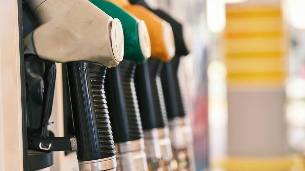 Petrol Fiyatlarında Yükseliş: Küresel Piyasalar ve ABD Beklentileri