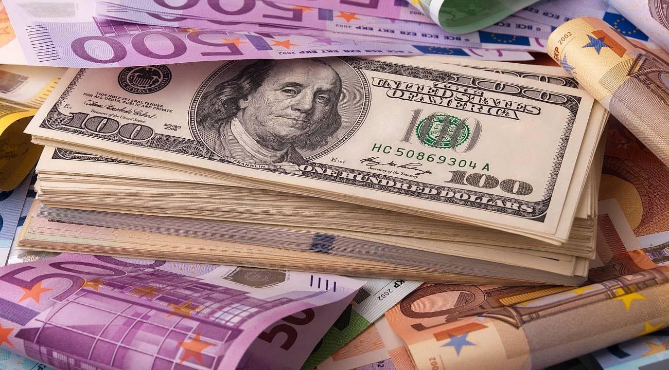 12 Ağustos 2026 Döviz Kurları: Dolar ve Euro Ne Kadar Oldu?