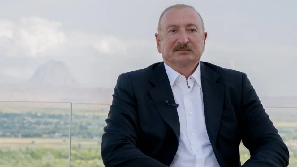 Azerbaycan'dan Enerji Koridoru Açıklaması: Nahçıvan Hattı Hazır