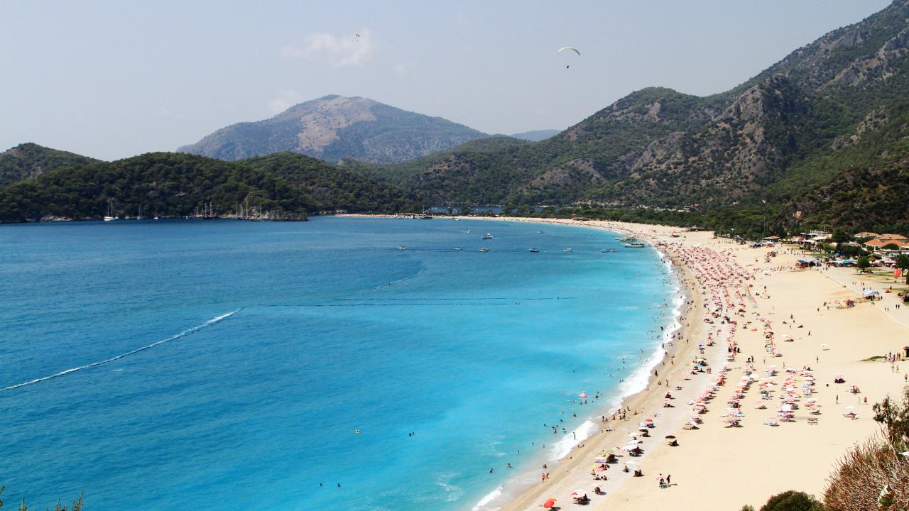 Ölüdeniz: Avrupa'nın En Değerli 4. Plajı!