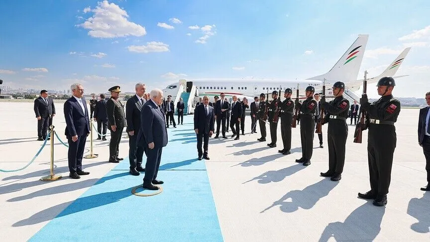 Filistin Devlet Başkanı Abbas, Ankara'da Resmi Temaslarda Bulunmak Üzerine Geçiş