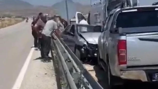 Kayseri'de Otomobil ile Kamyonetin Kafa Kafaya Karıştı: 1 Ölü