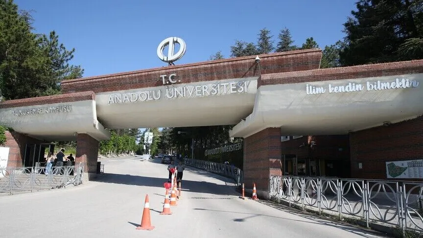 Anadolu Üniversitesinin 