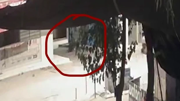 Kayseri'deki biber gazlı cinayet: 2 kişi koruyucu tarafından kovalanır ve bıçakla saldırı sonucu bir kişinin öldürüldüğü belirtiliyor