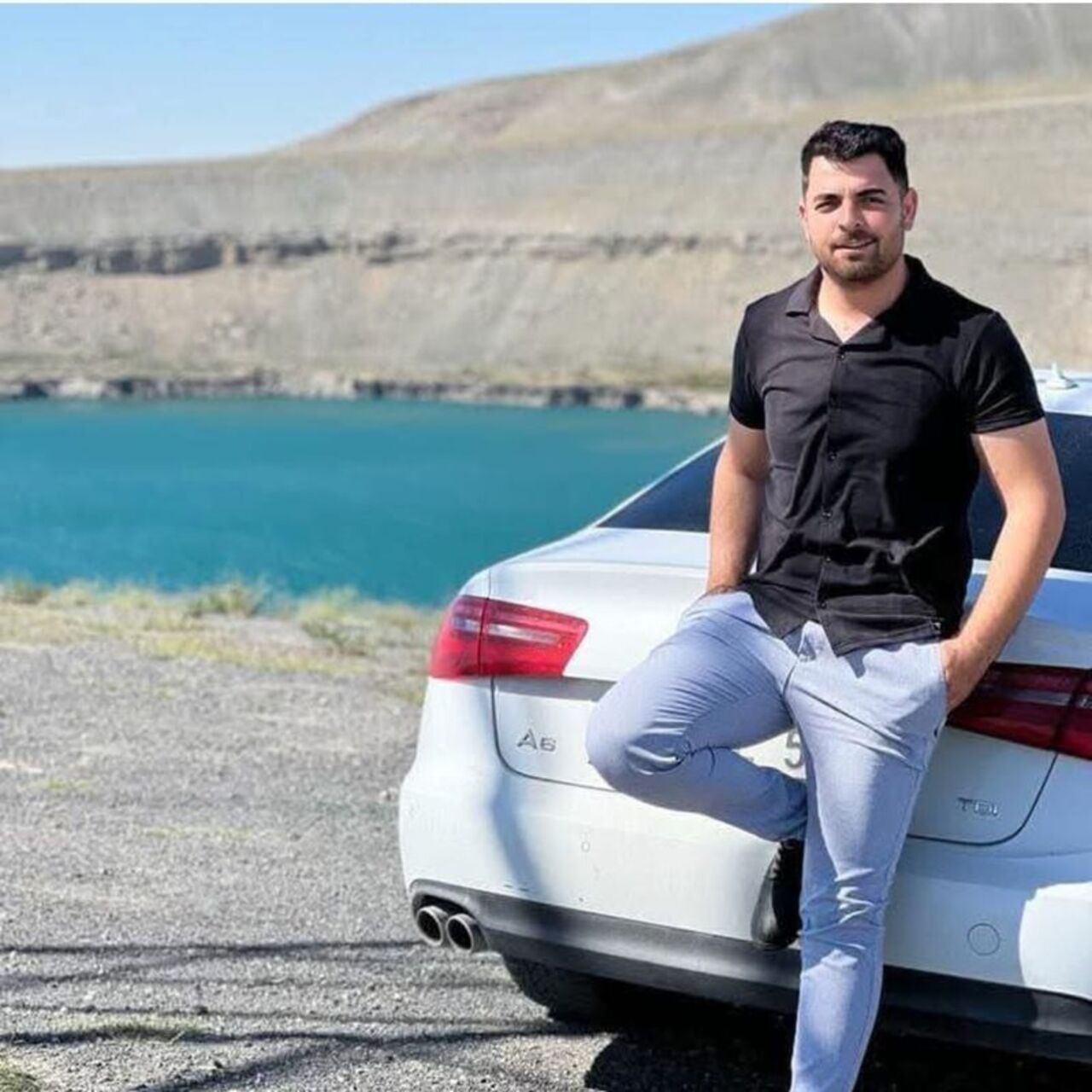 Arkadaşı kalbinden bıçakladı!