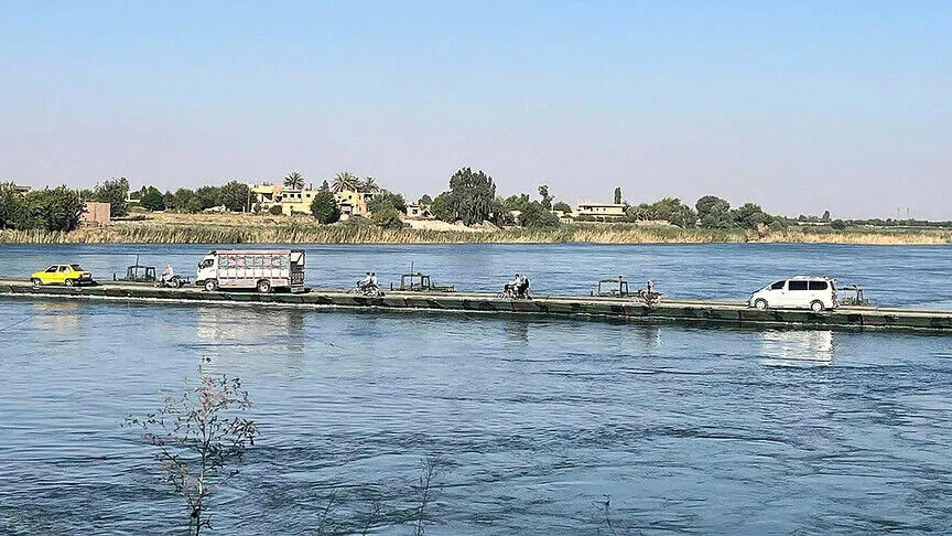 Mehmetçiğin Suriye'deki Defne Kardeşlik Köprüsü'nden bir ayda 237 bin 654 araç geçti