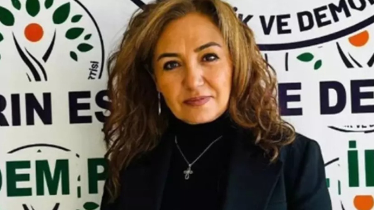 AKP, Şırnak'ın İdil Belediye Başkanıyla Transfer Oyunu Kazanmıştır