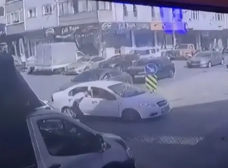 Çocukluk arkadaşlarının Husumeti Kanlı Bitti! 'Çelik Yelek Giyip Silahla Beni Arıyor'