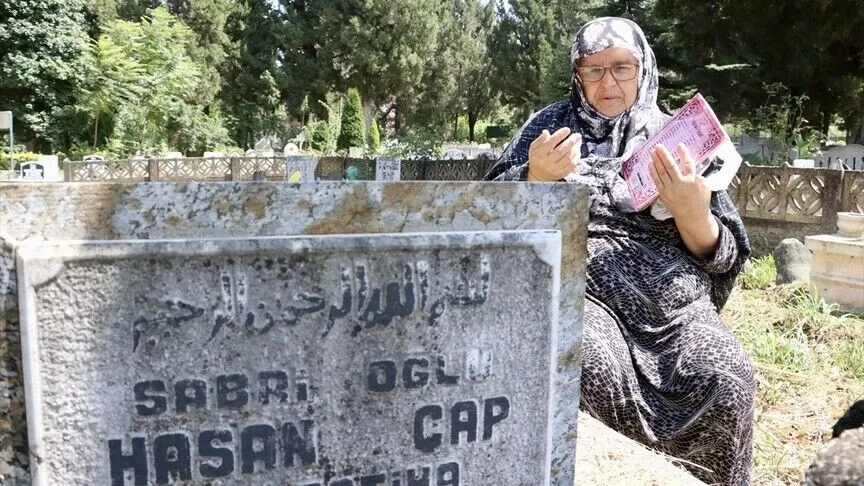 Sabriye Çap, Marmara Depremi'nde oğlu ve gelininin acısını 27 yıldır yüreğinde hissediyor