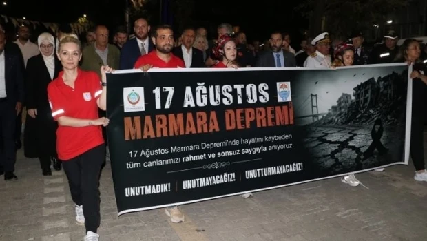 27 Yıldır Dinmeyen Acı... 17 Ağustos Marmara Depremi'nde Hımaranın Hayatını Kaybedenler Anıldı