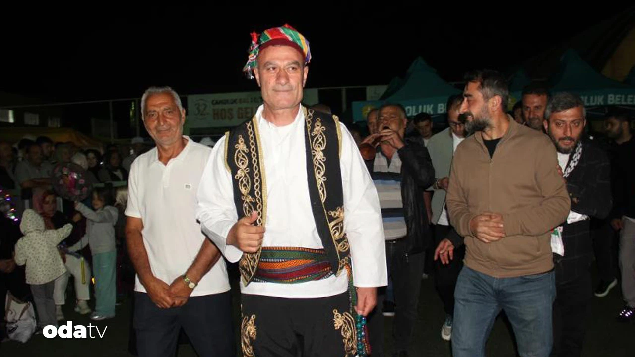 Bal festivalinde ağalık yarışı