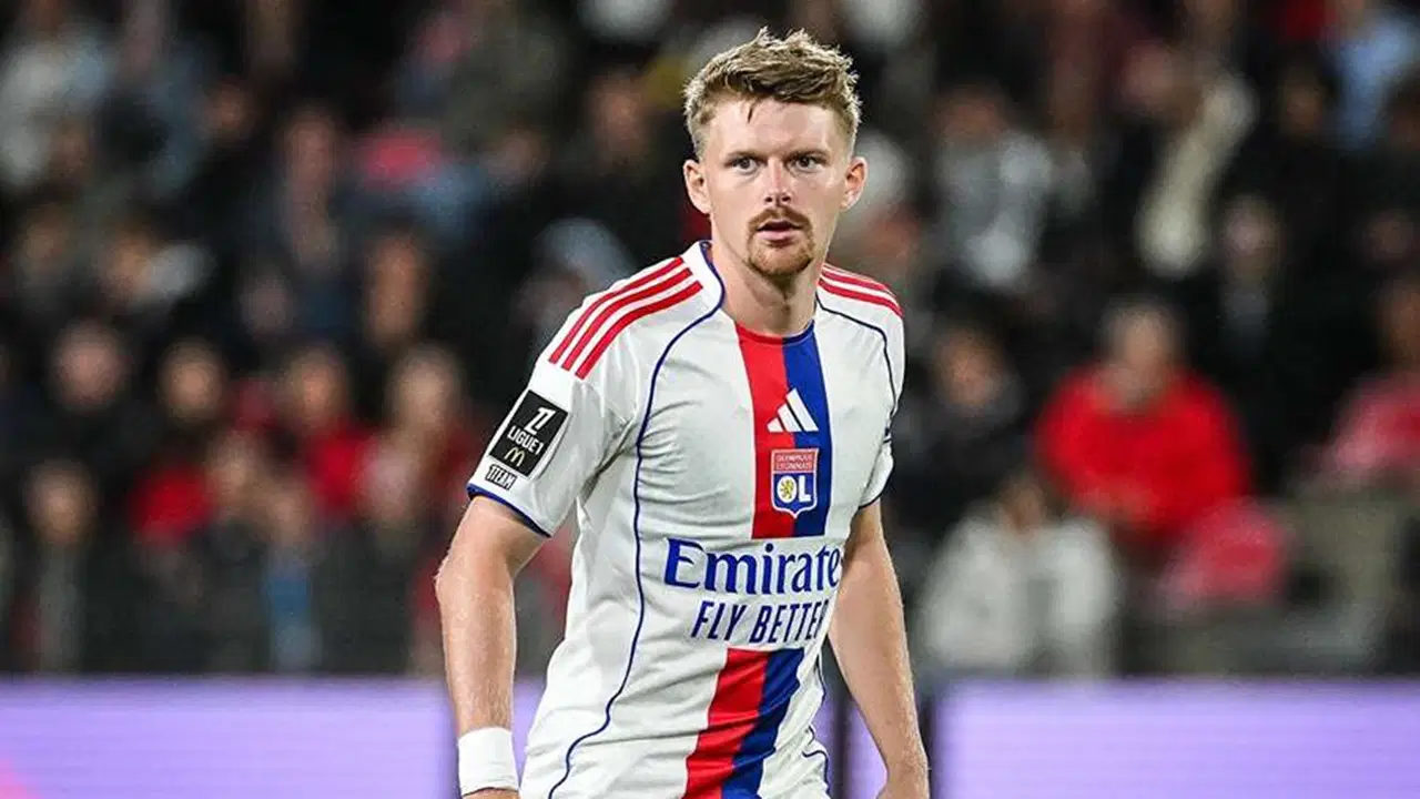 Lyon'da Fenerbahçe maçı öncesi iki eksik