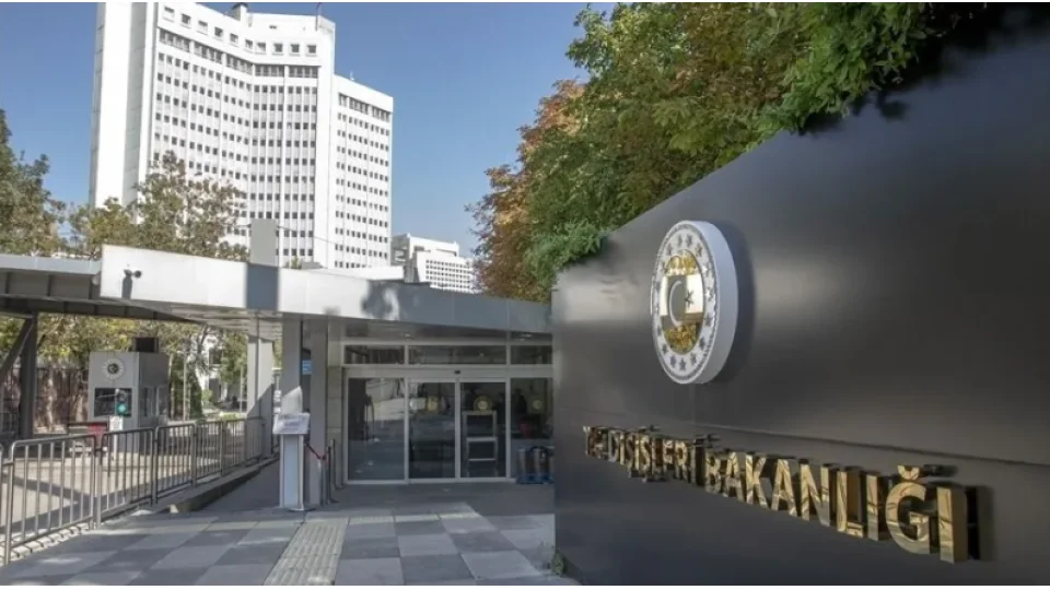 Ortadou'da Drt Kritik Lkede Bykeliler Deiti