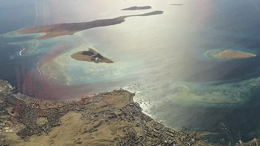 İran Meclis Başkanı Kalibaf: Hürmüz Boğazı, abluka ve petrol yaptırımları kaldırılmadan açılmayacak