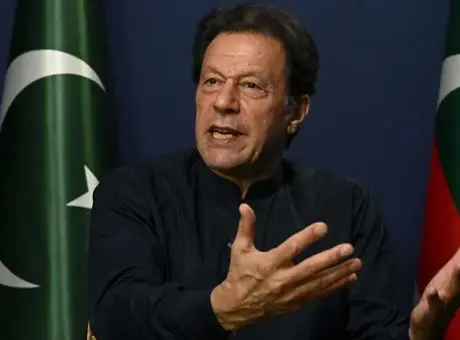 Pakistan'da Eski Başbakan İmran Khan'ın Hastaneye Sevk Edilecek Karar!