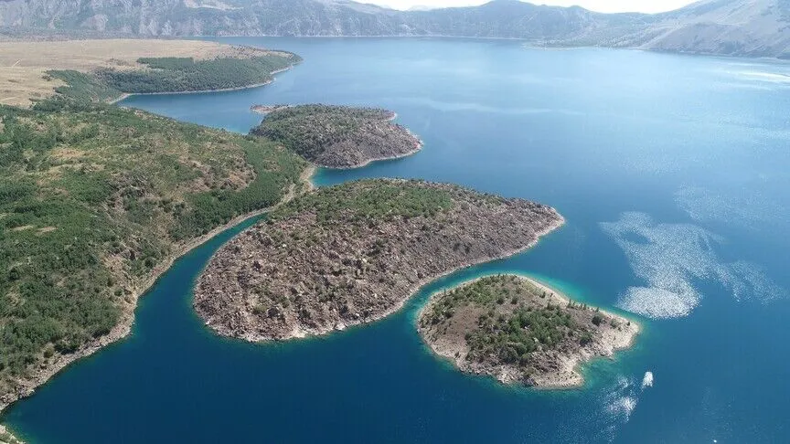 Nemrut Kalderası'nın milli park statüsü bölge turizmine katkı sağlayacak